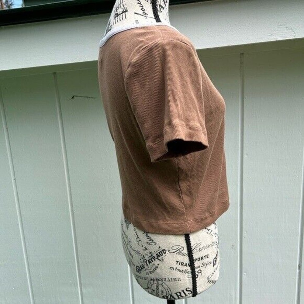 BDG Urban Outfitters brown and white shirt sleeve cropped T-shirt - Picture 10 of 10